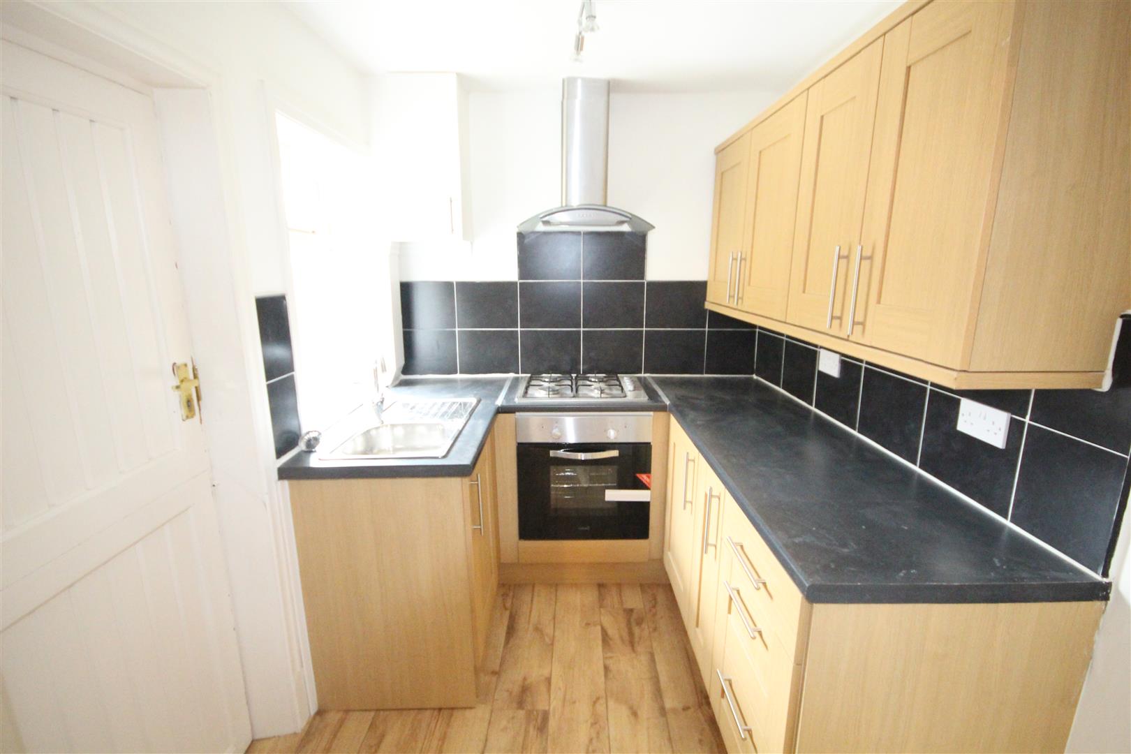 3 bedroom mid terrace house To Let in Barnoldswick - 2016-03-15 10.16.15.jpg